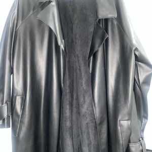 Forever 21 Black Textured Jacket